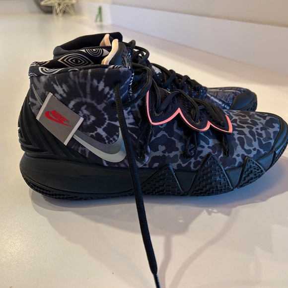 2020 Nike Kyrie Hybrid S2 EP “What the” main image 6